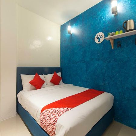 Oyo 90121 Summer House Bed & Cafe Kuala Lumpur Luaran gambar