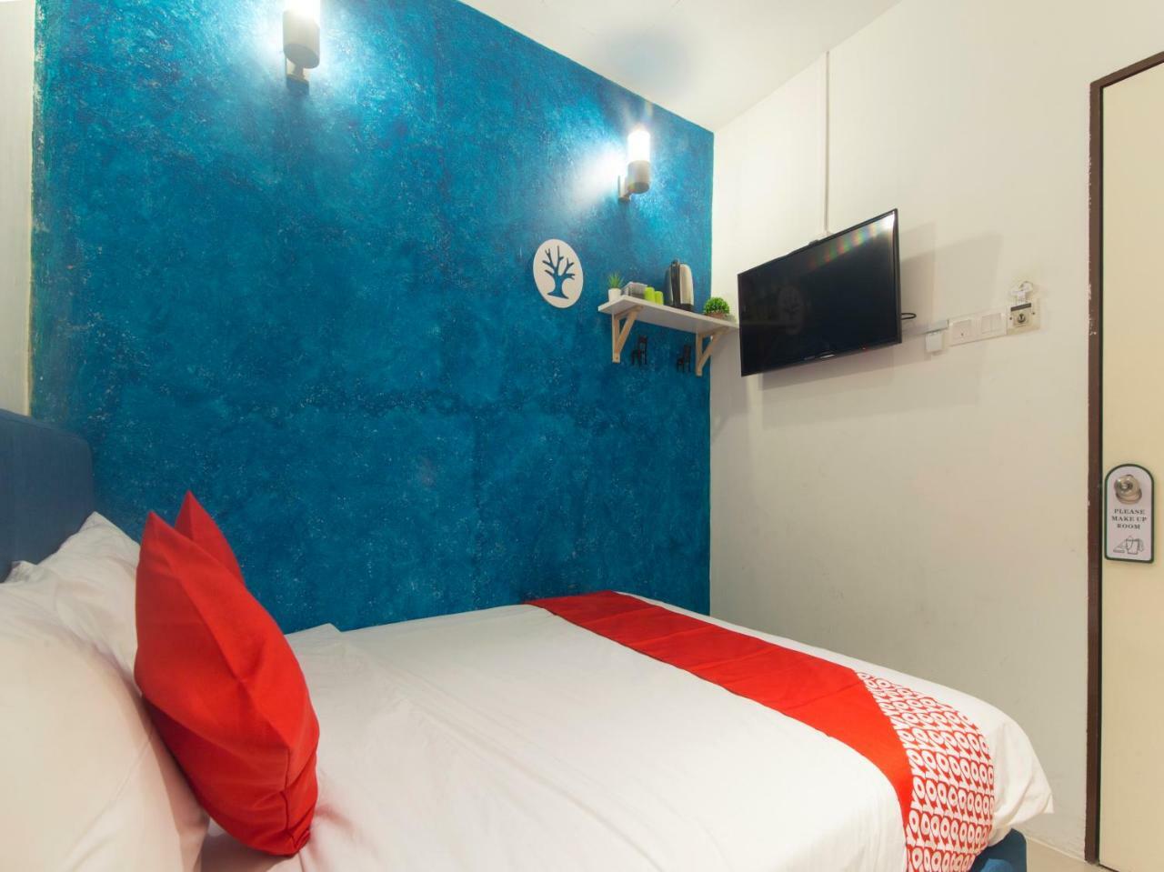 Oyo 90121 Summer House Bed & Cafe Kuala Lumpur Luaran gambar