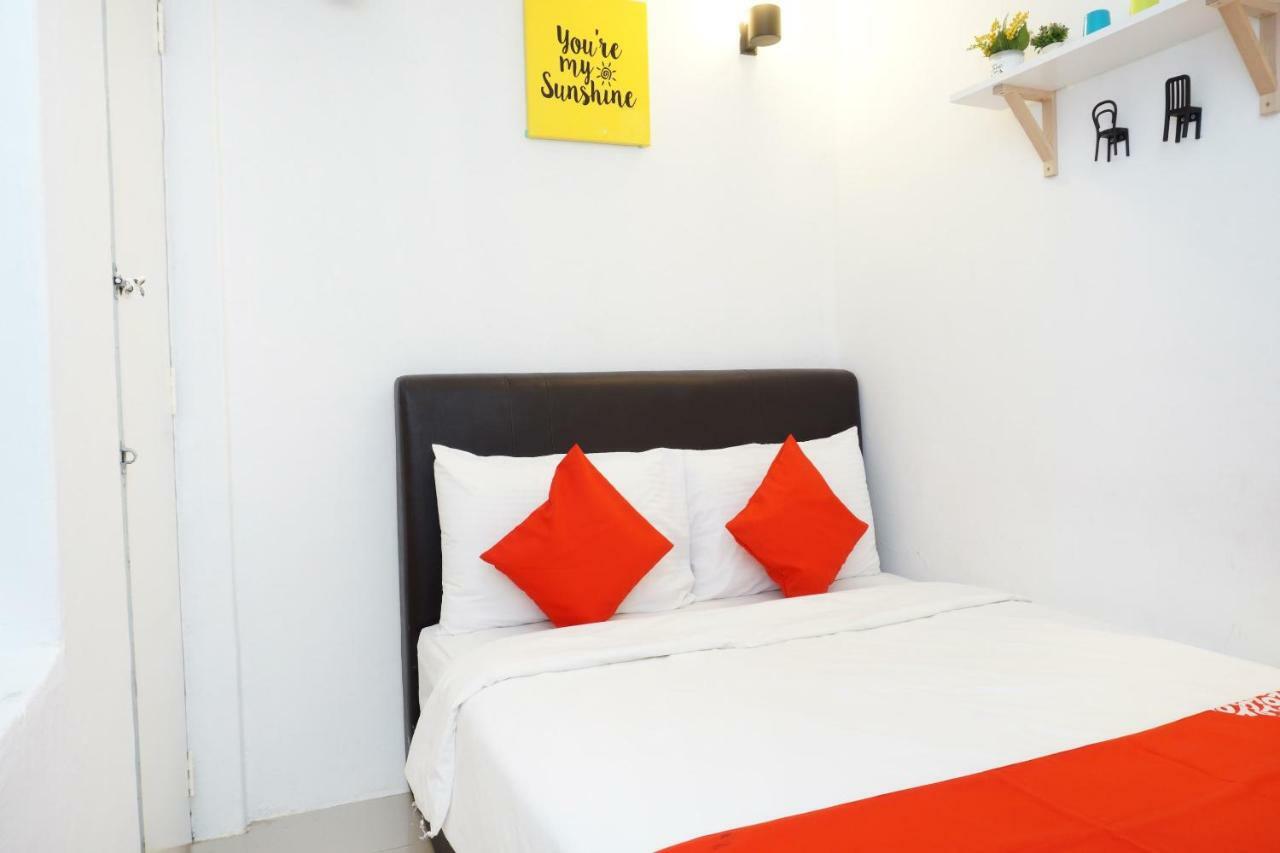 Oyo 90121 Summer House Bed & Cafe Kuala Lumpur Luaran gambar